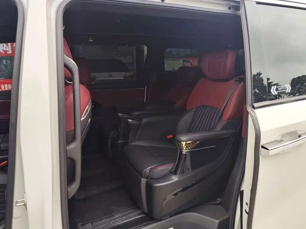 GAC Motor Trumpchi M8 — миниатюра 6