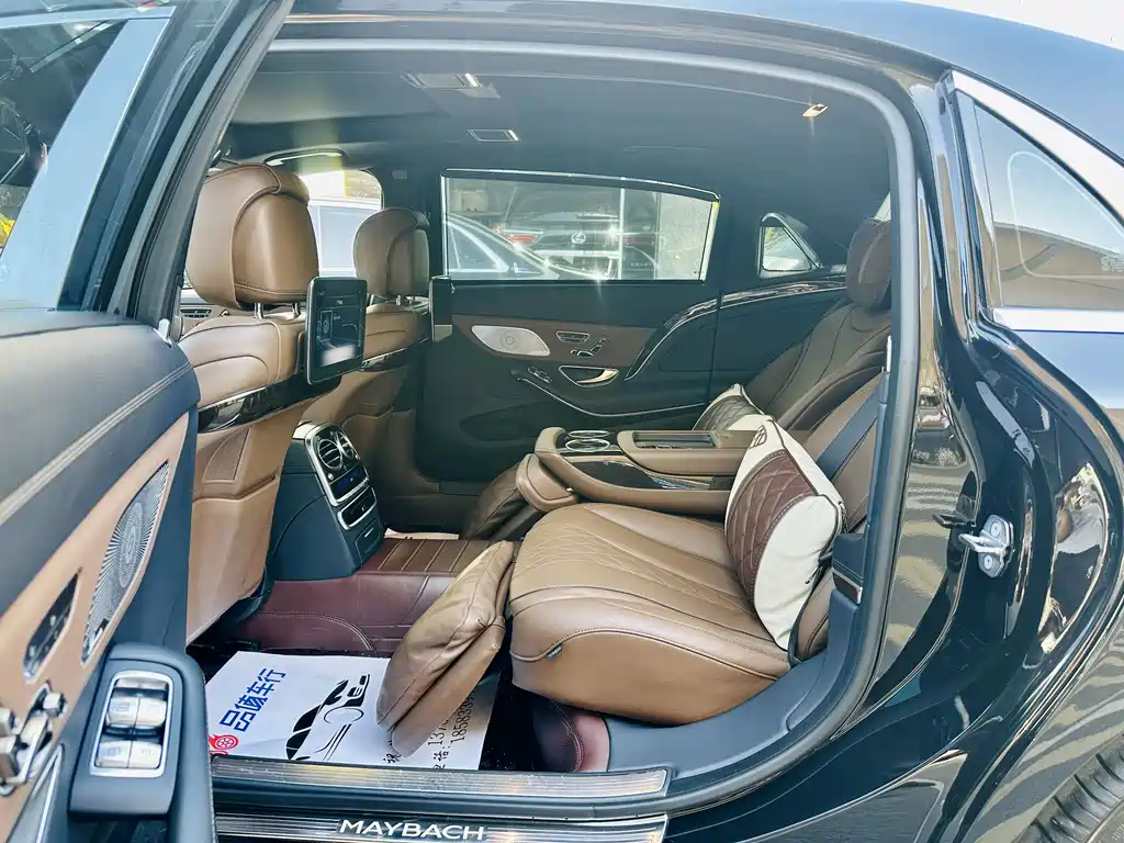 Mercedes-Benz S-Class — миниатюра 7