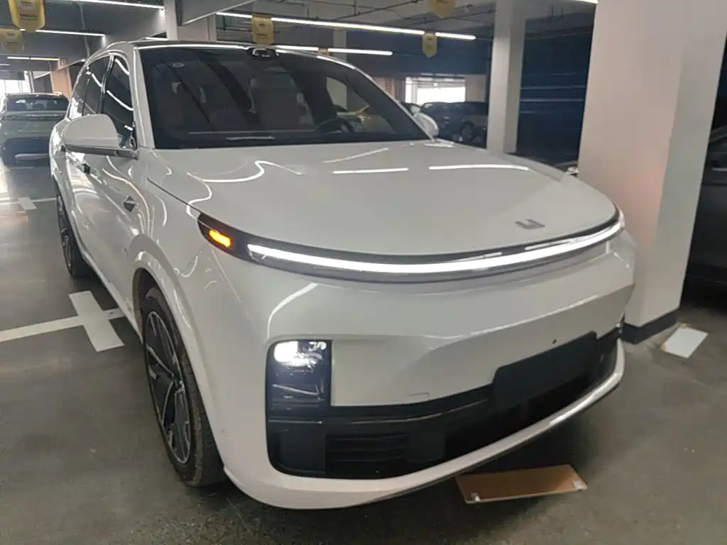 Li Auto Li L8 — миниатюра 4