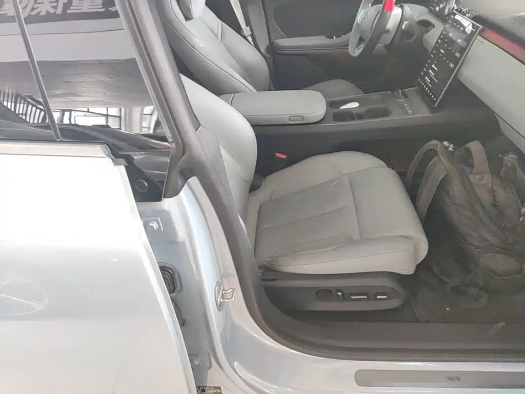 NIO ET5T — миниатюра 25