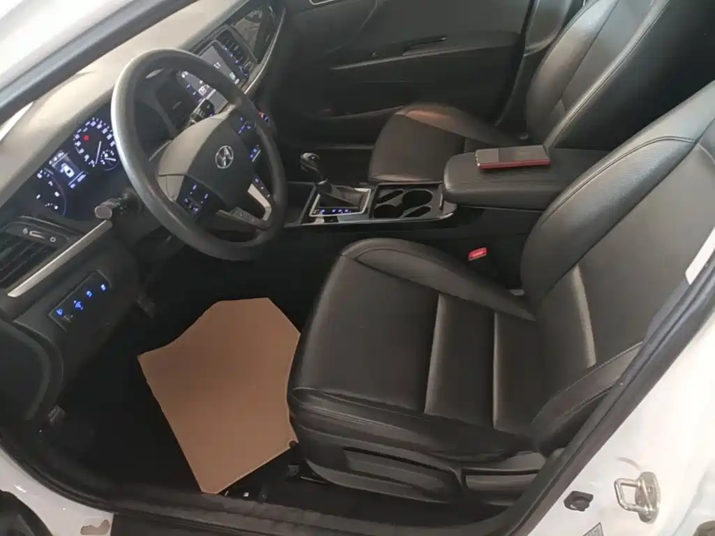Hyundai Mistra — миниатюра 15