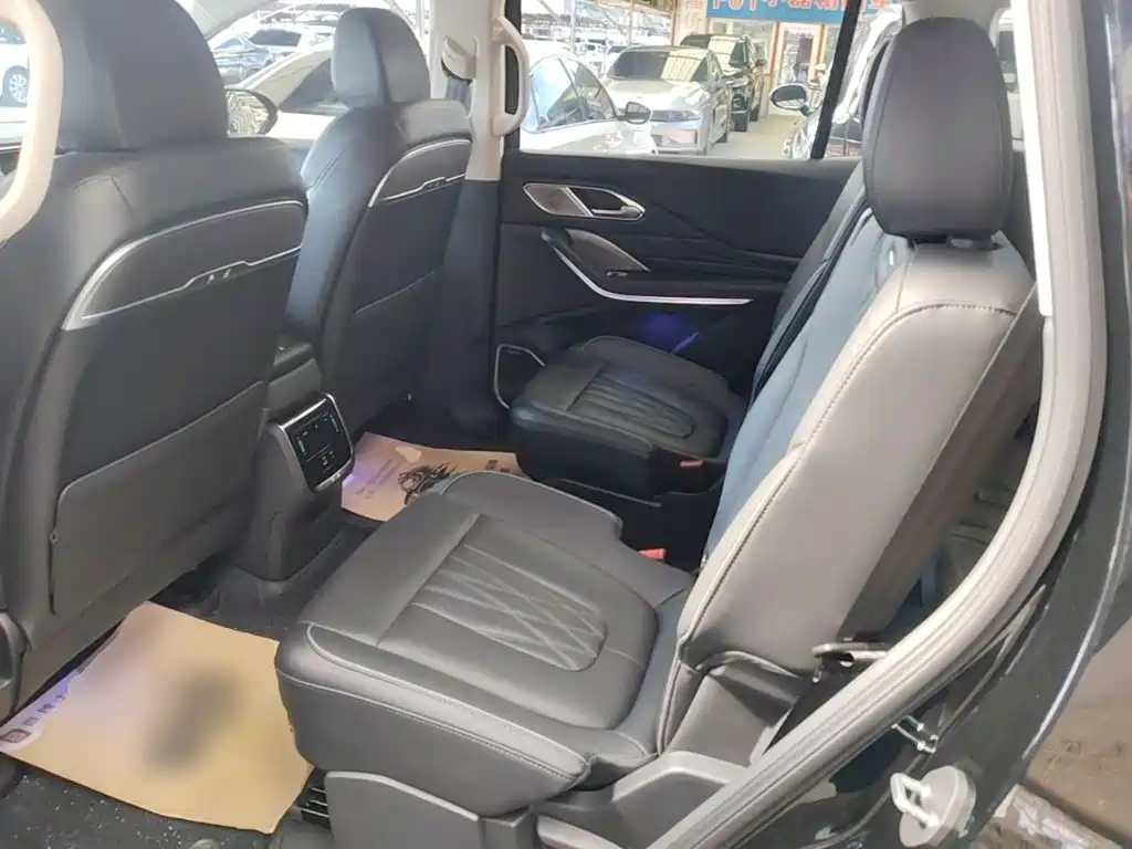 Hongqi Hongqi HS7 PHEV — миниатюра 17