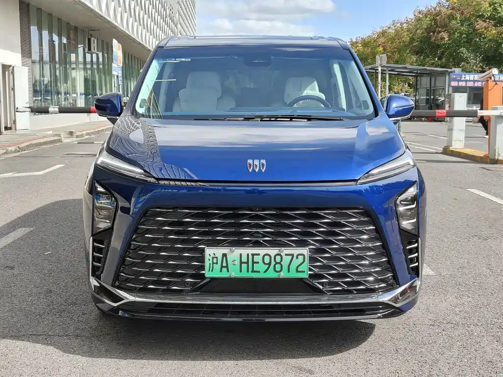 BUICK GL8 NEW ENERGY