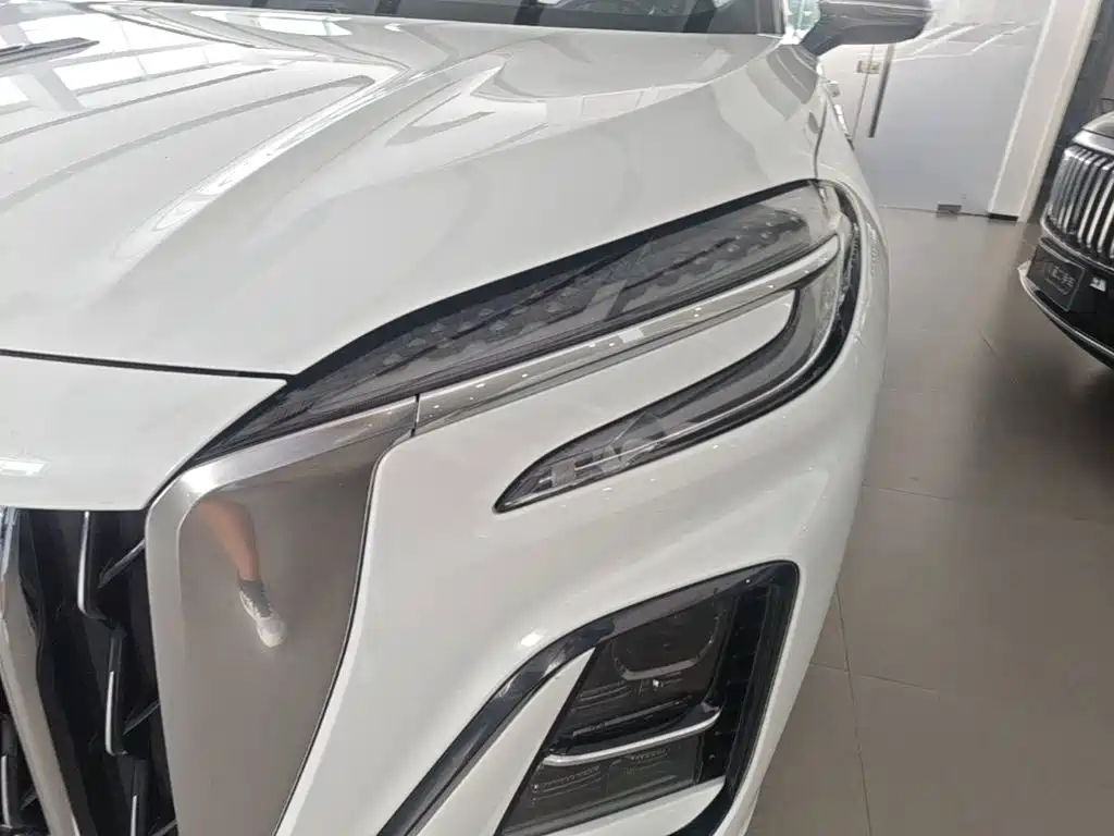 Hongqi Hongqi HS3 PHEV — миниатюра 24