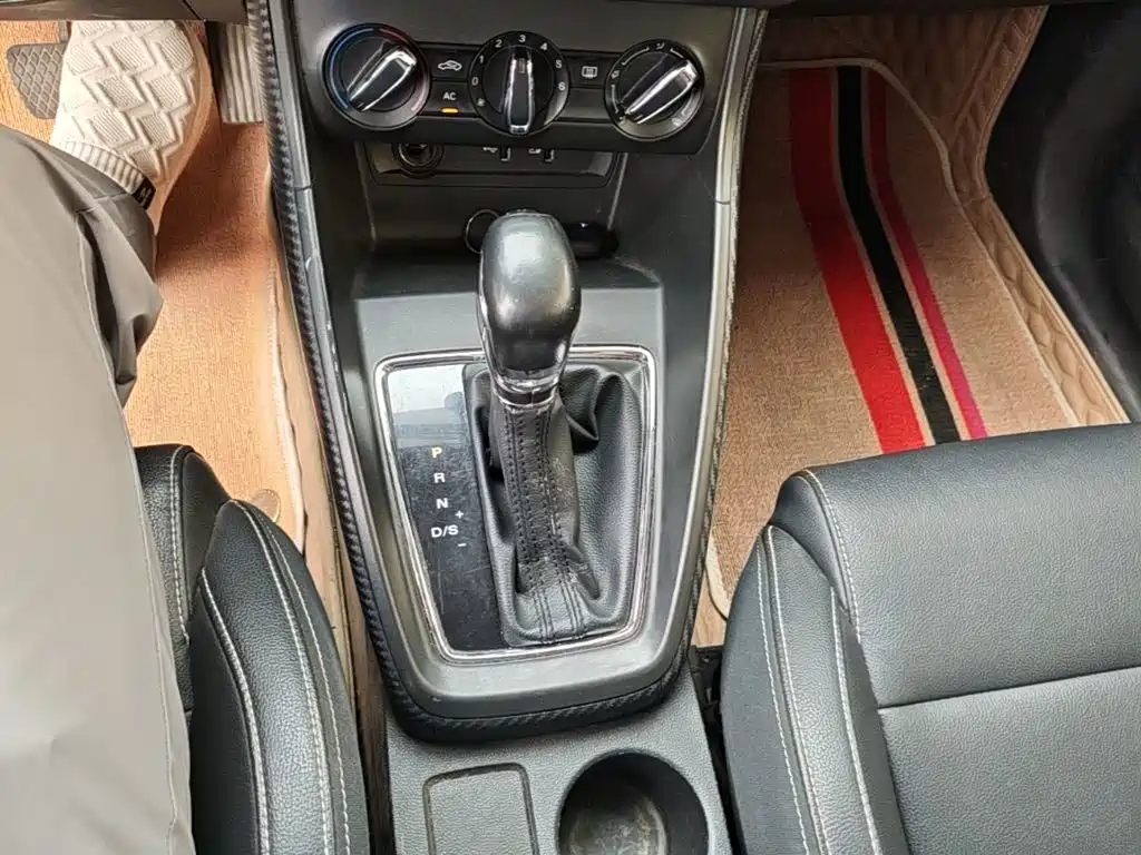 MG ZS — миниатюра 14