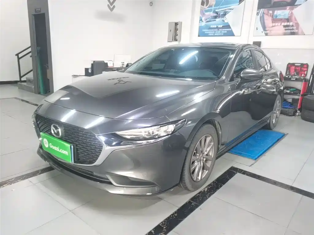 Mazda 3 Axela 2020