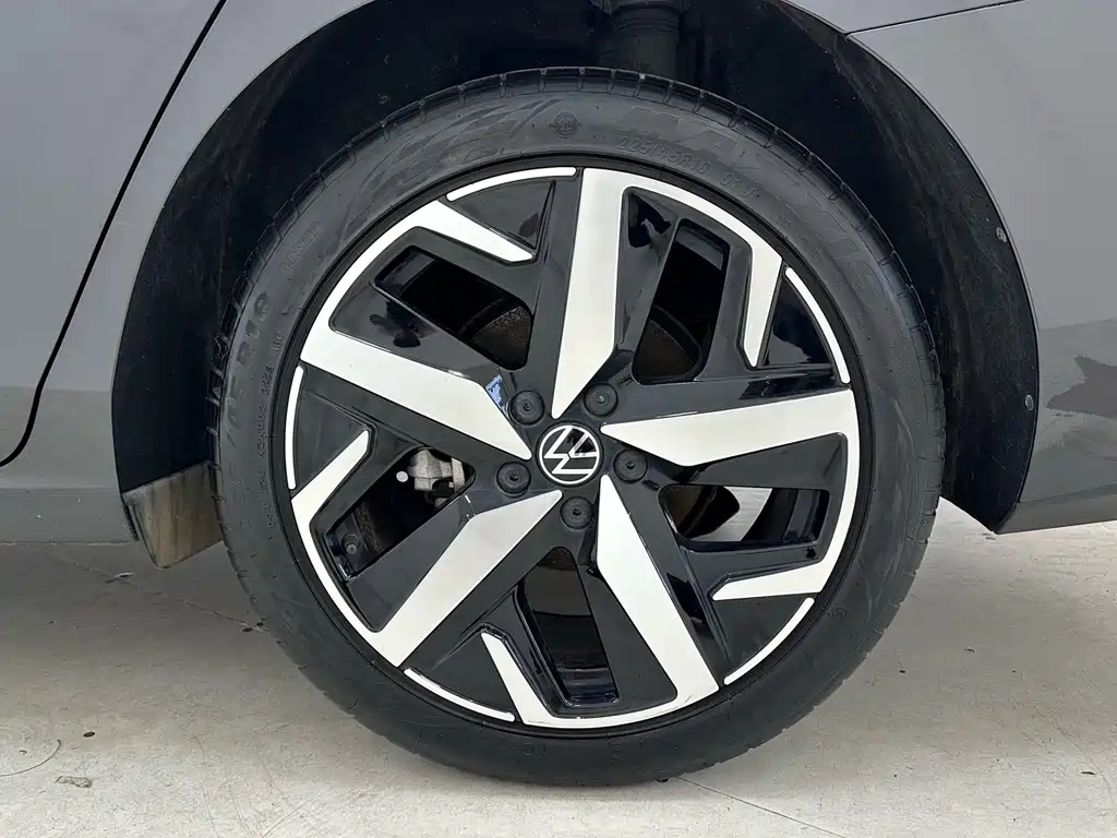 Volkswagen Lamando — миниатюра 18