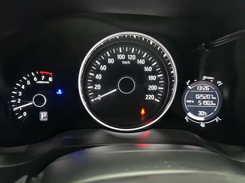 Honda Vezel — миниатюра 10
