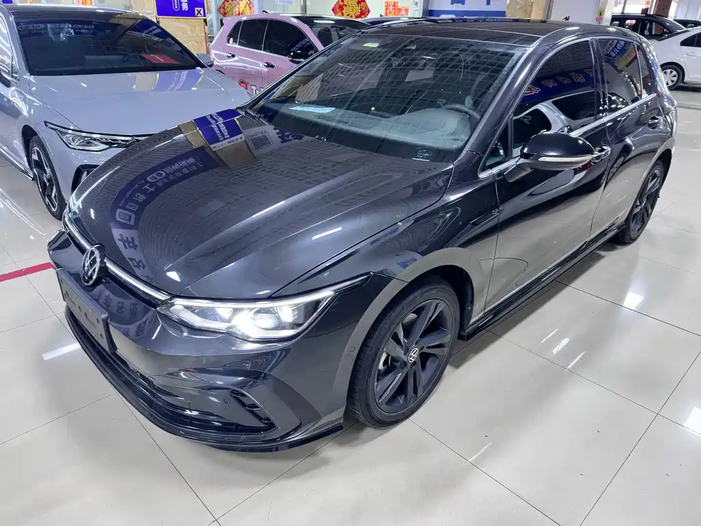 Volkswagen Golf 2022