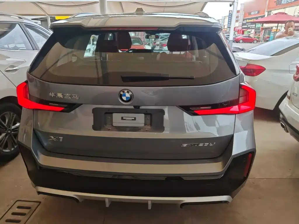 BMW X1 — миниатюра 6