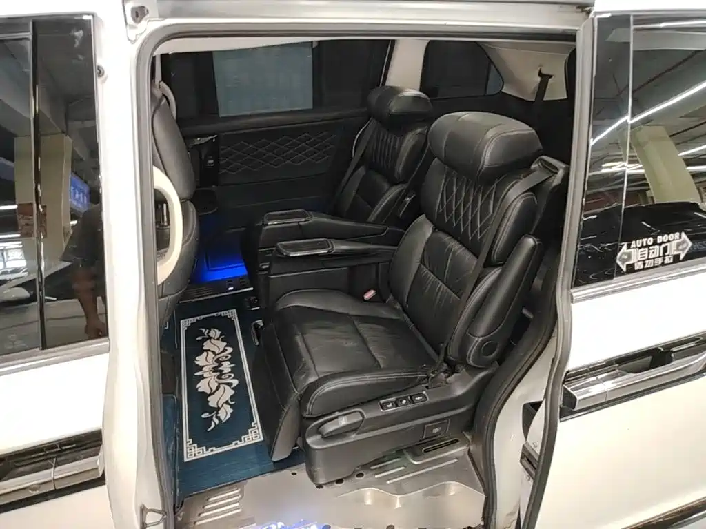 Honda Elysion — миниатюра 17