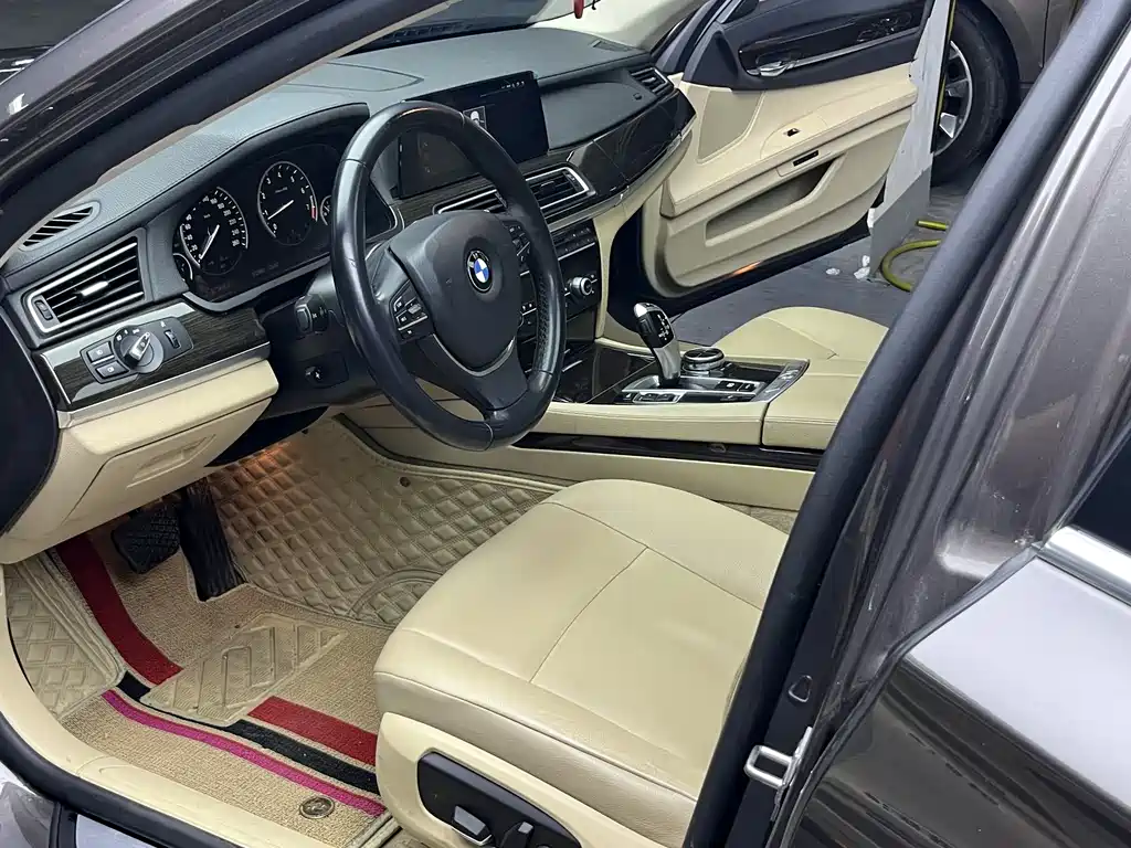 BMW 7 Series 7 2013 730Li Luxury