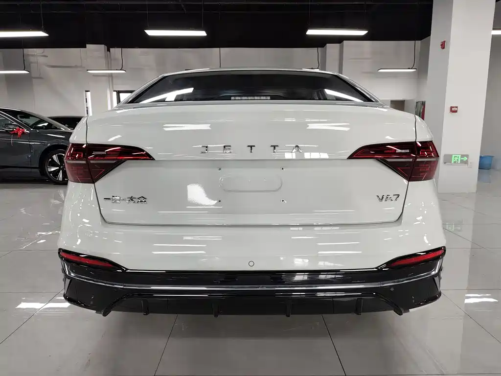 Jetta VA7 2025 1.4T AT