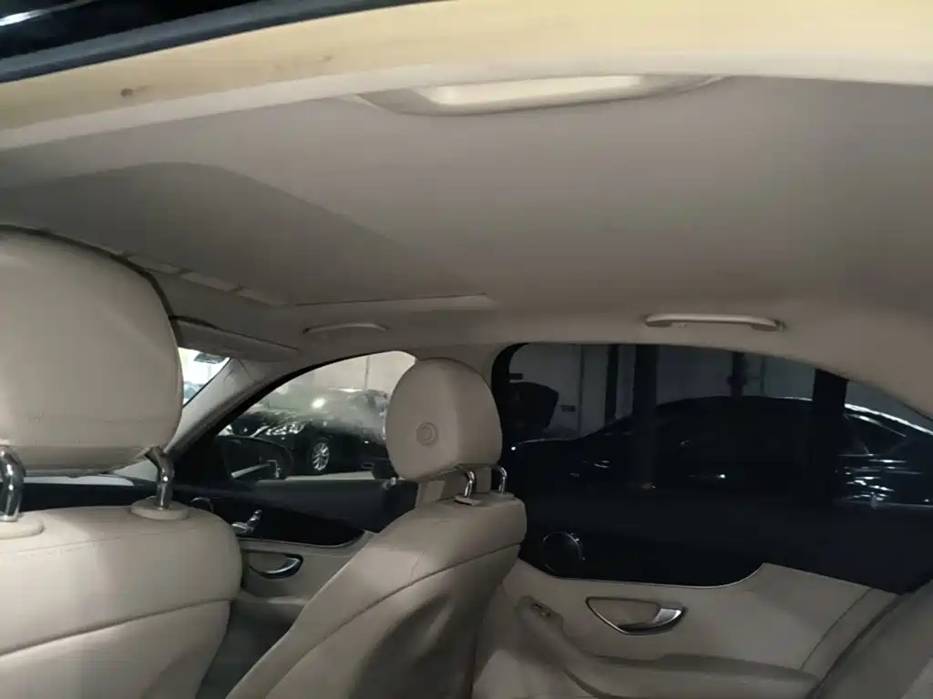 Mercedes-Benz C-Class — миниатюра 18