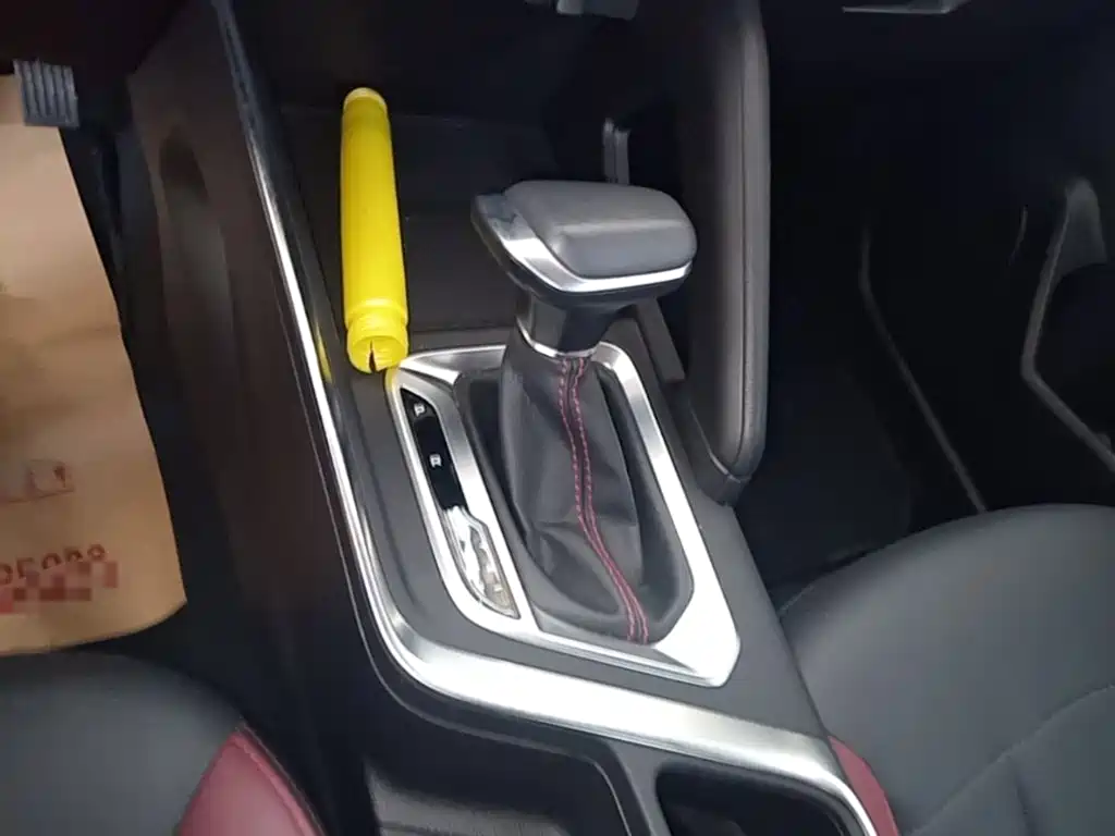 Geely Vision X3 — миниатюра 14
