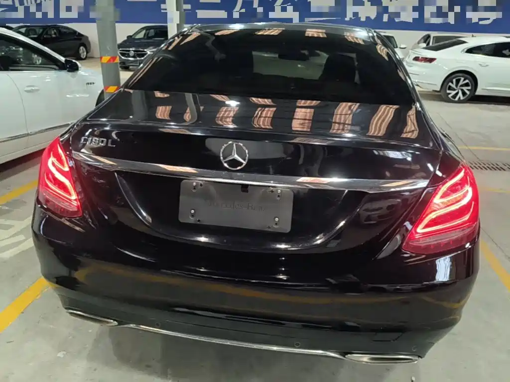 Mercedes-Benz C-Class — миниатюра 6