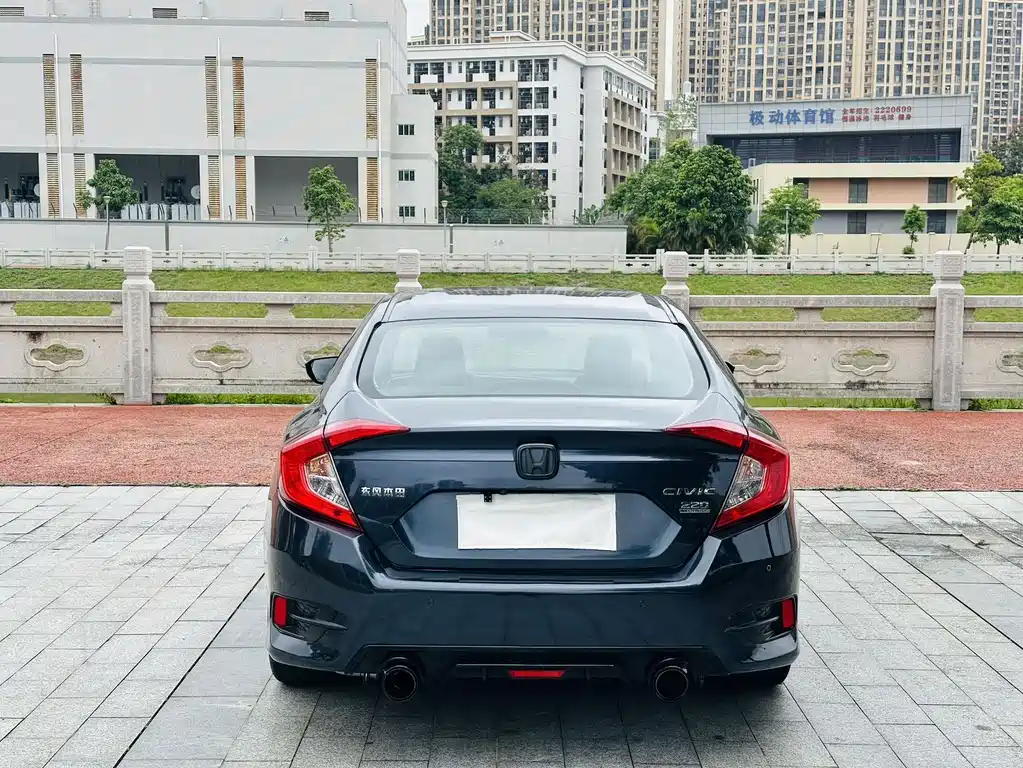 Honda Civic — миниатюра 5
