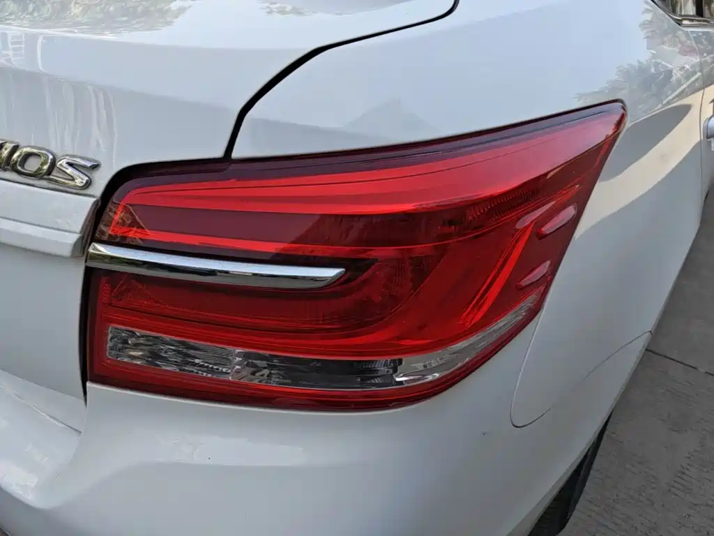 Toyota Vios — миниатюра 8