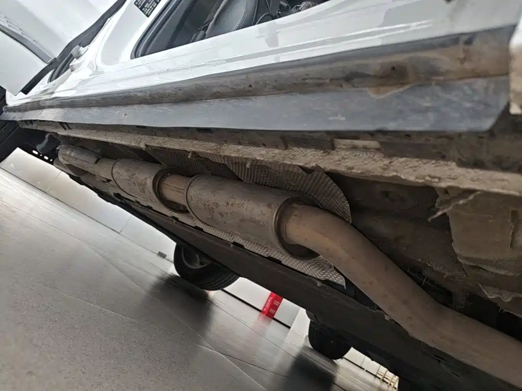 Hongqi Hongqi HS3 PHEV — миниатюра 21