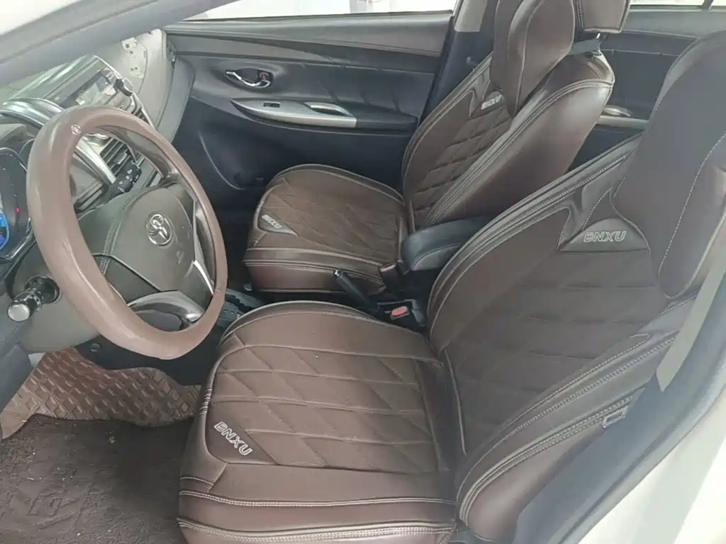 Toyota Yaris L — миниатюра 15