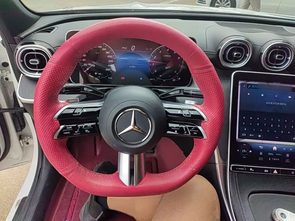 Mercedes-Benz C-Class — миниатюра 11