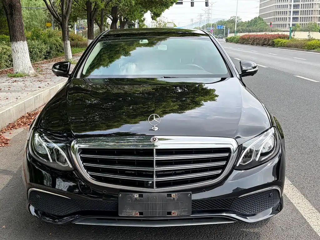 Mercedes-Benz E-Class E 2020 E 300 L Fashion
