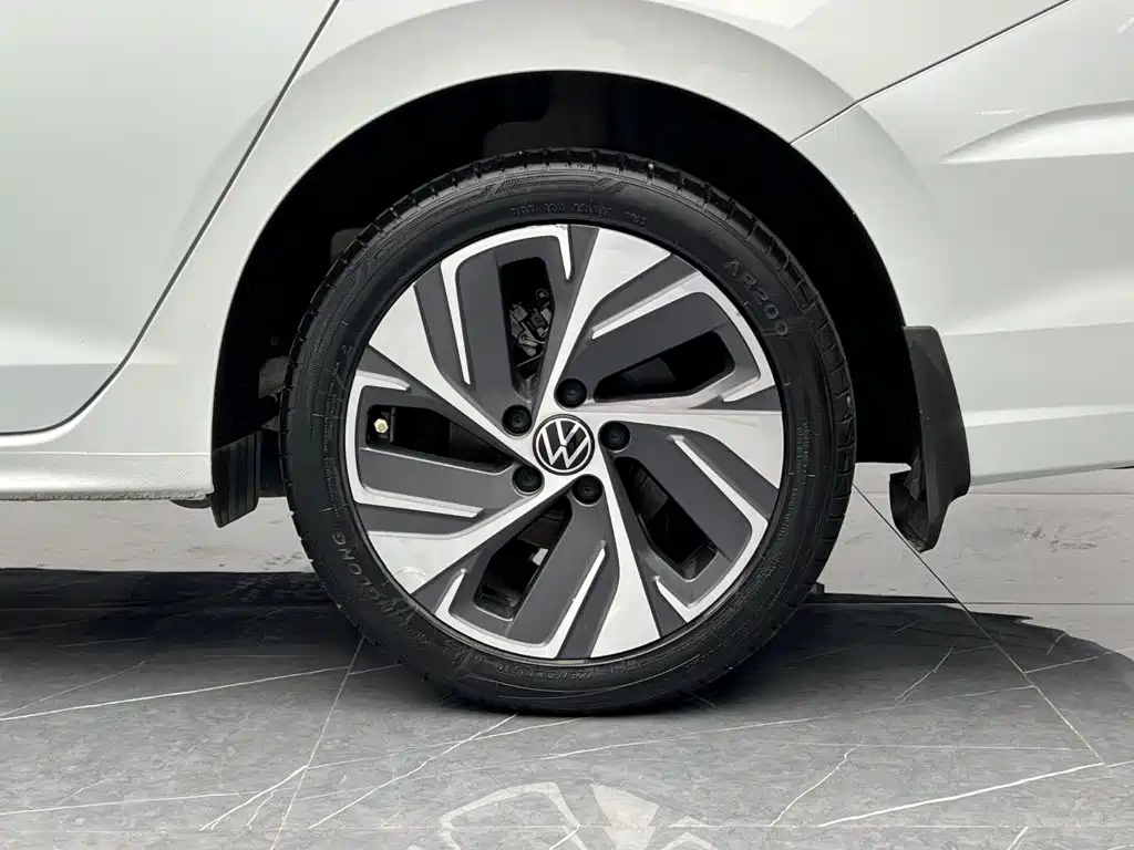 Volkswagen Bora — миниатюра 22