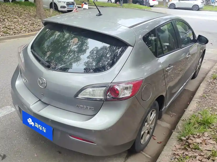 Mazda Mazda3 3 2012 1.6L AT Elite