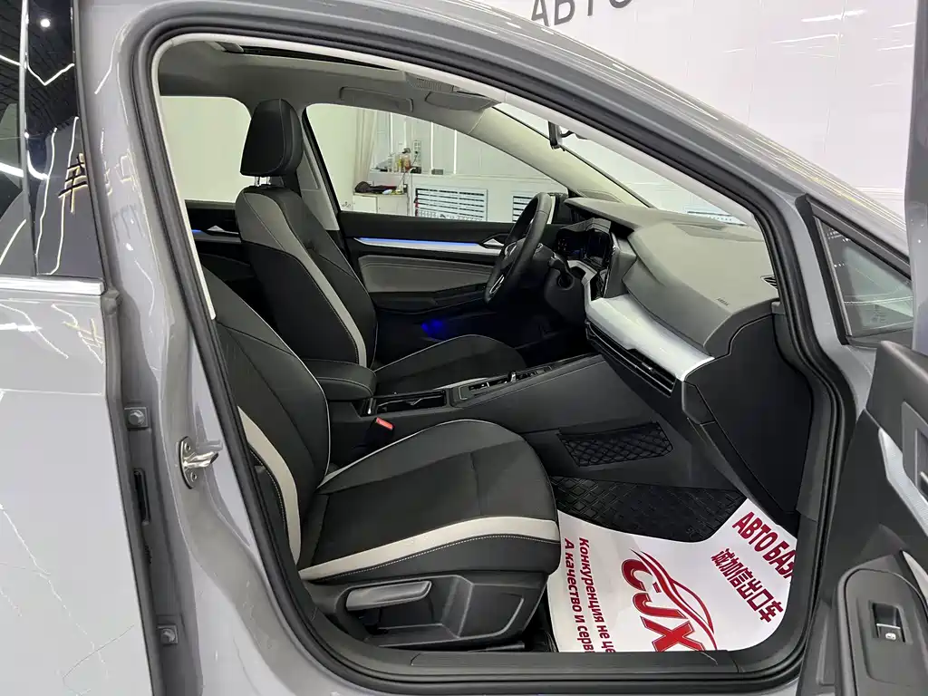 Volkswagen Golf — миниатюра 18