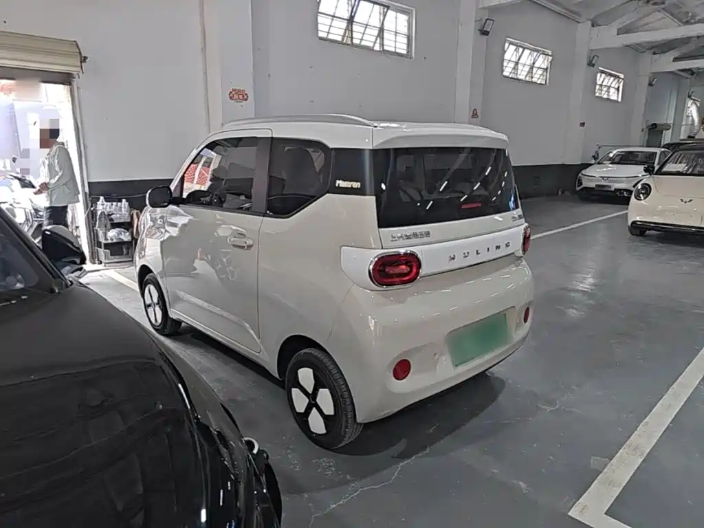 Wuling MINIEV — миниатюра 5