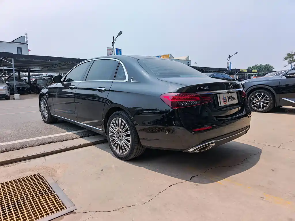 Mercedes-Benz E-Class E 2022 E 300 L Luxury