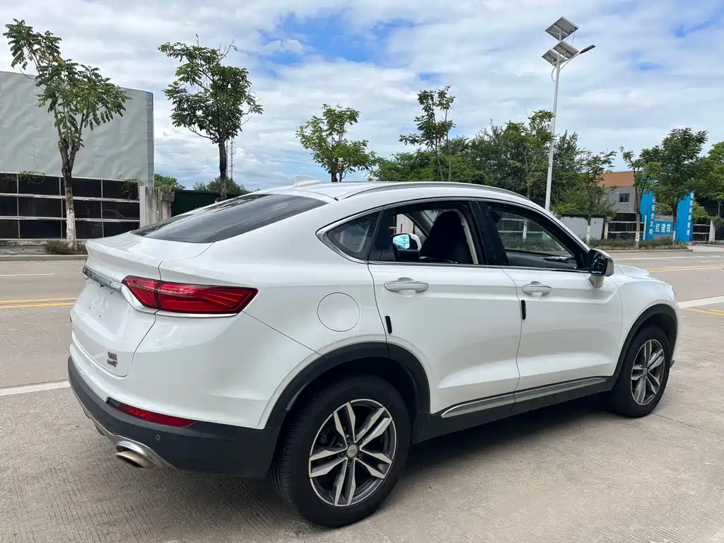 Geely Xingyue — миниатюра 9