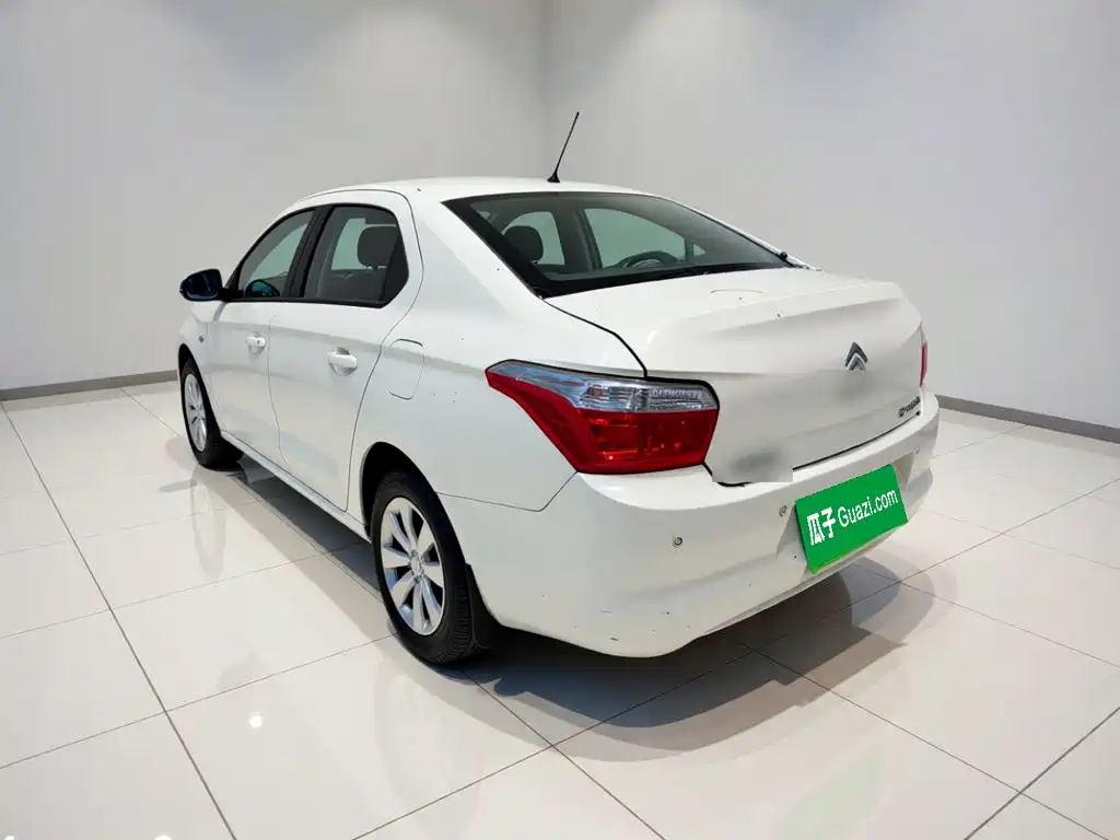 Citroen Elysee — миниатюра 4