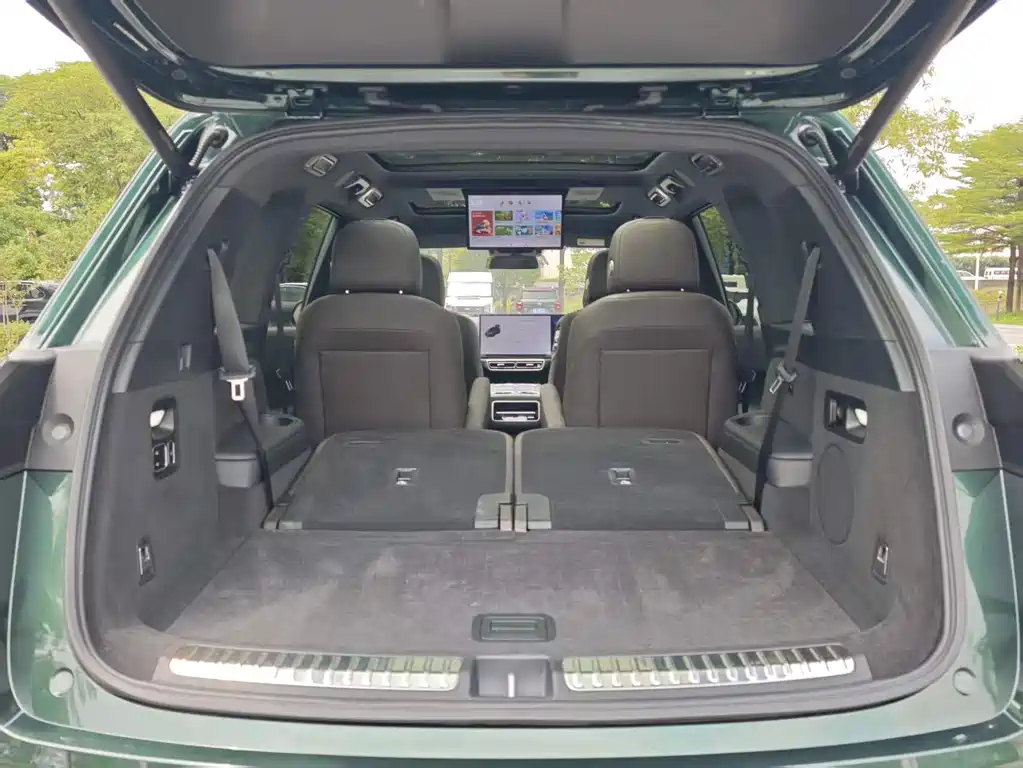 Li Auto Li L8 — миниатюра 17