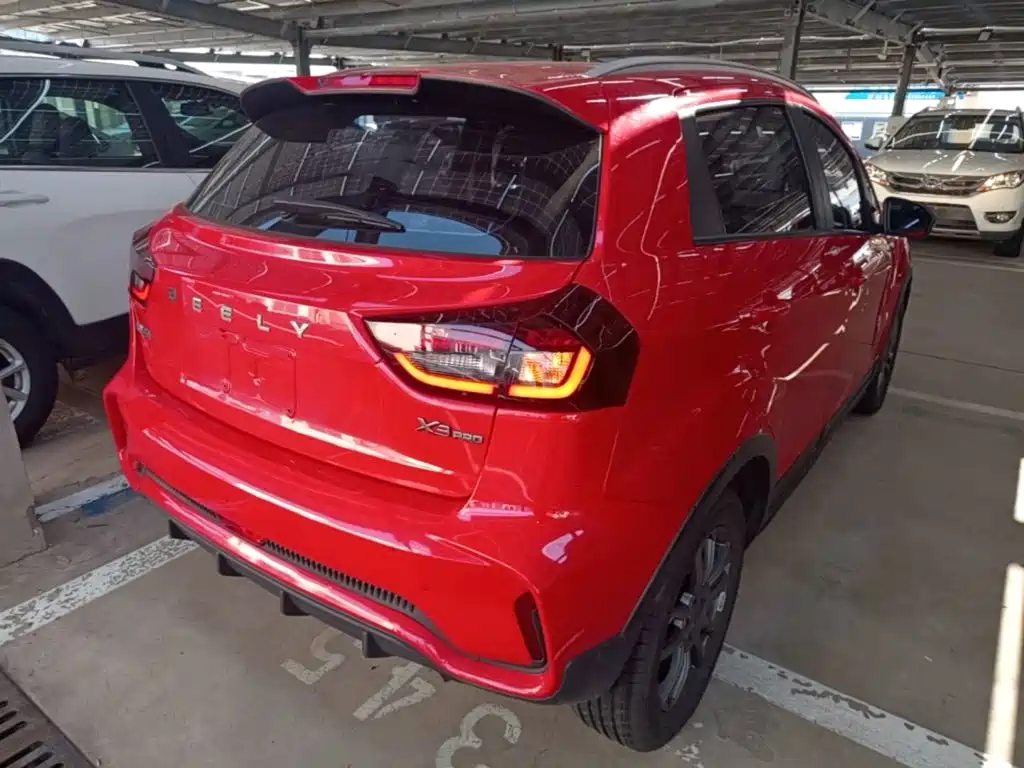 Geely Vision X3 — миниатюра 7