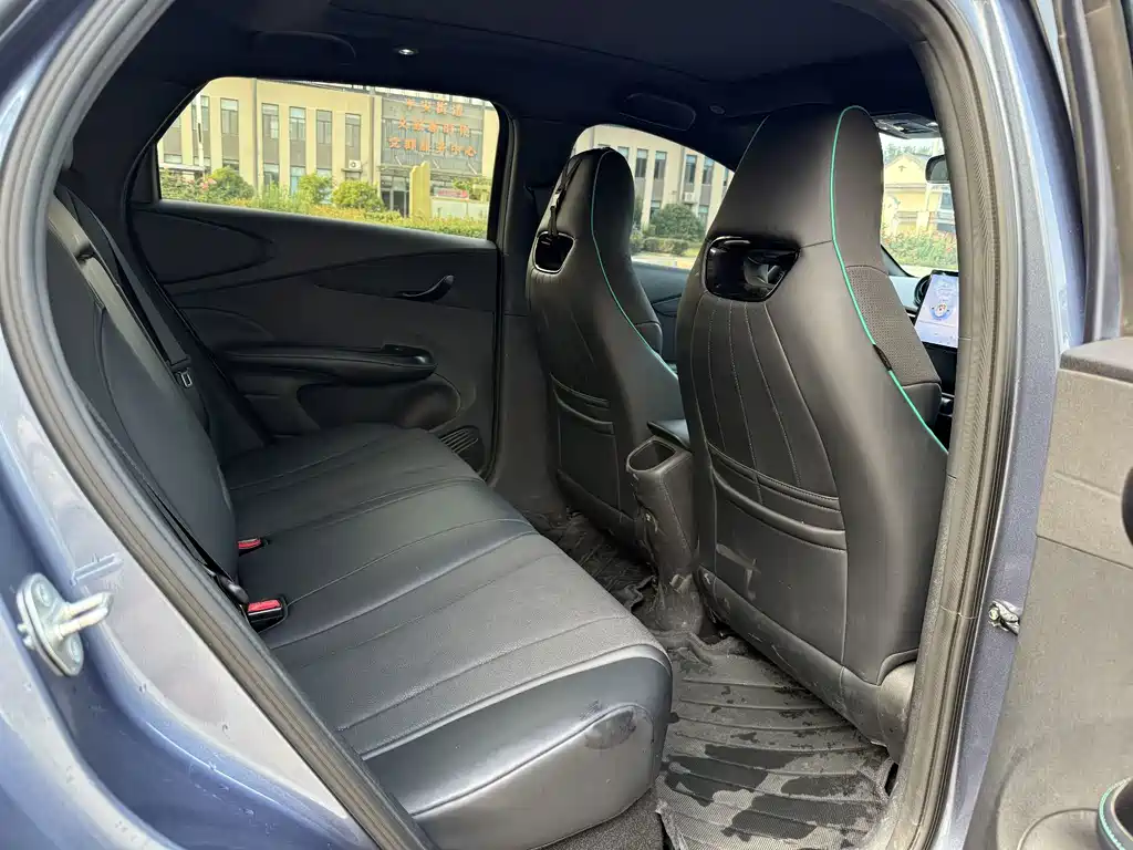 BYD Dolphin — миниатюра 7