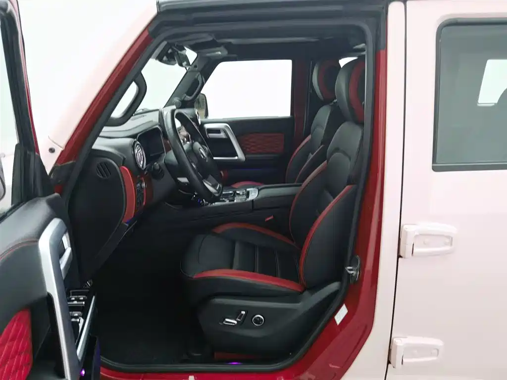 BAIC BJ40 2019 2.0T AT Premium V