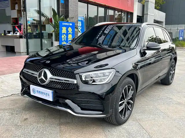MERCEDES BENZ GLC
