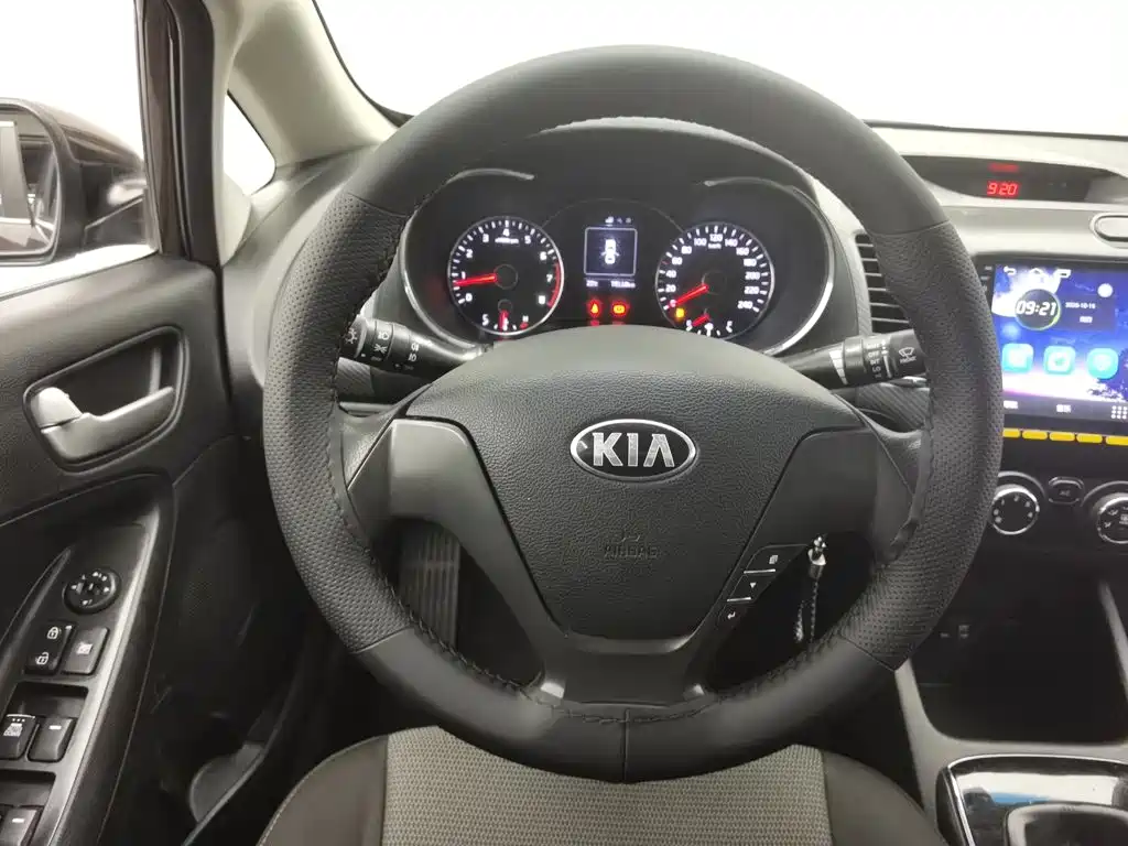 Kia K3 — миниатюра 11