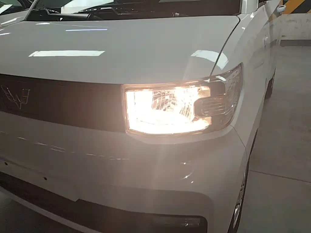 Wuling MINIEV — миниатюра 24