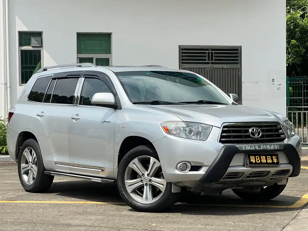 Toyota Highlander — миниатюра 3