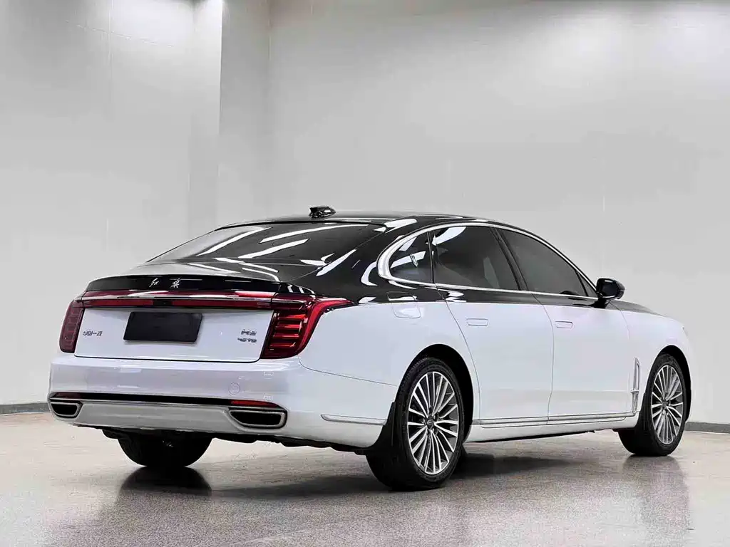 Hongqi H9 2023 2.0T