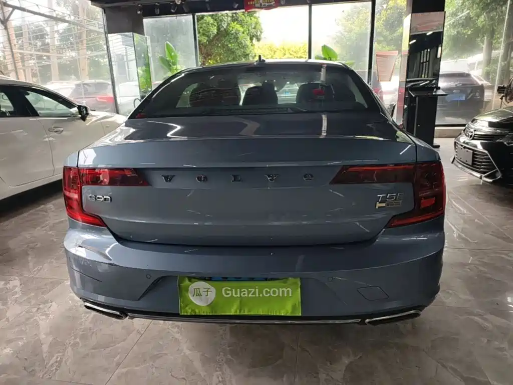 Volvo S90 — миниатюра 6