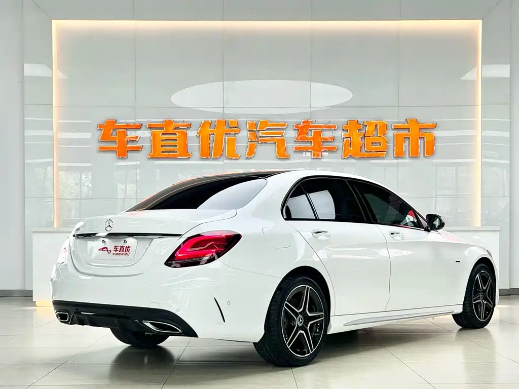 Mercedes-Benz C-Class — миниатюра 5