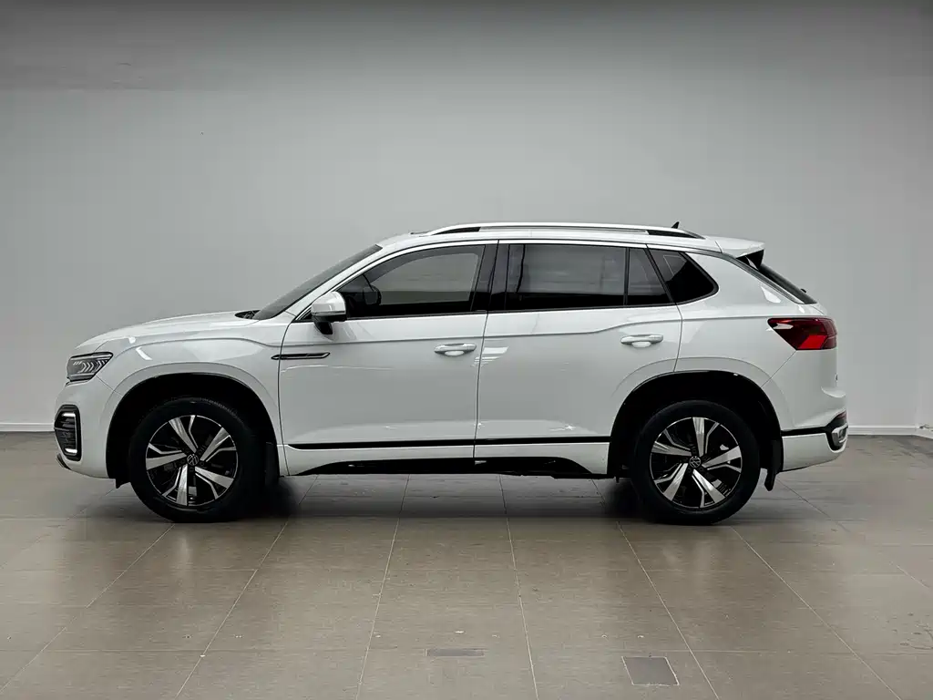 Volkswagen Tayron GTE — миниатюра 4