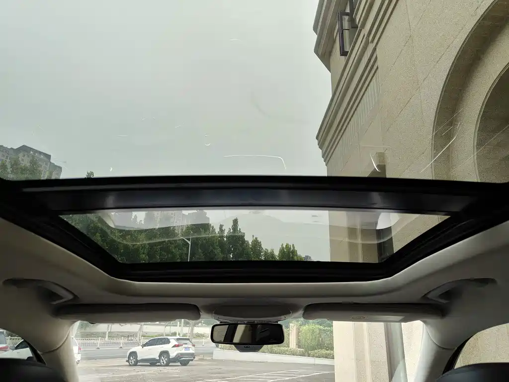 Ford Taurus — миниатюра 14