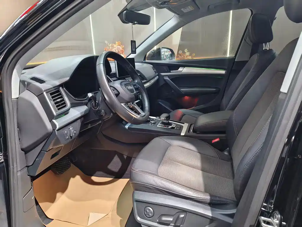 Audi Q5L 2018 40 TFSI Fashion V