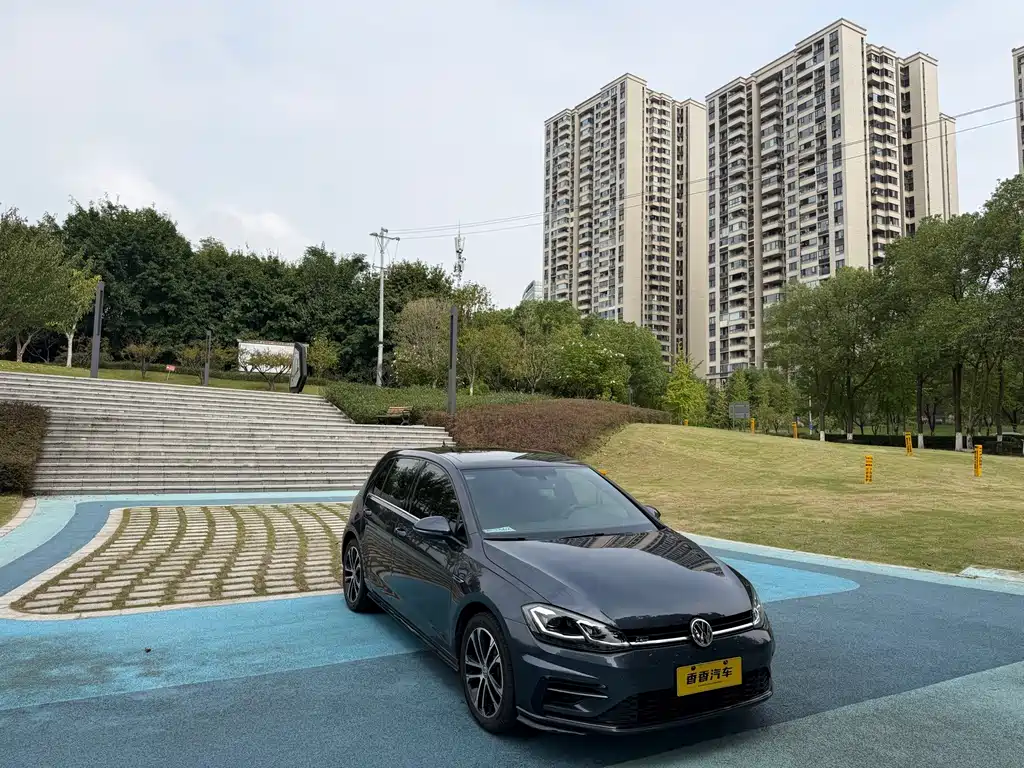Volkswagen Golf — миниатюра 8