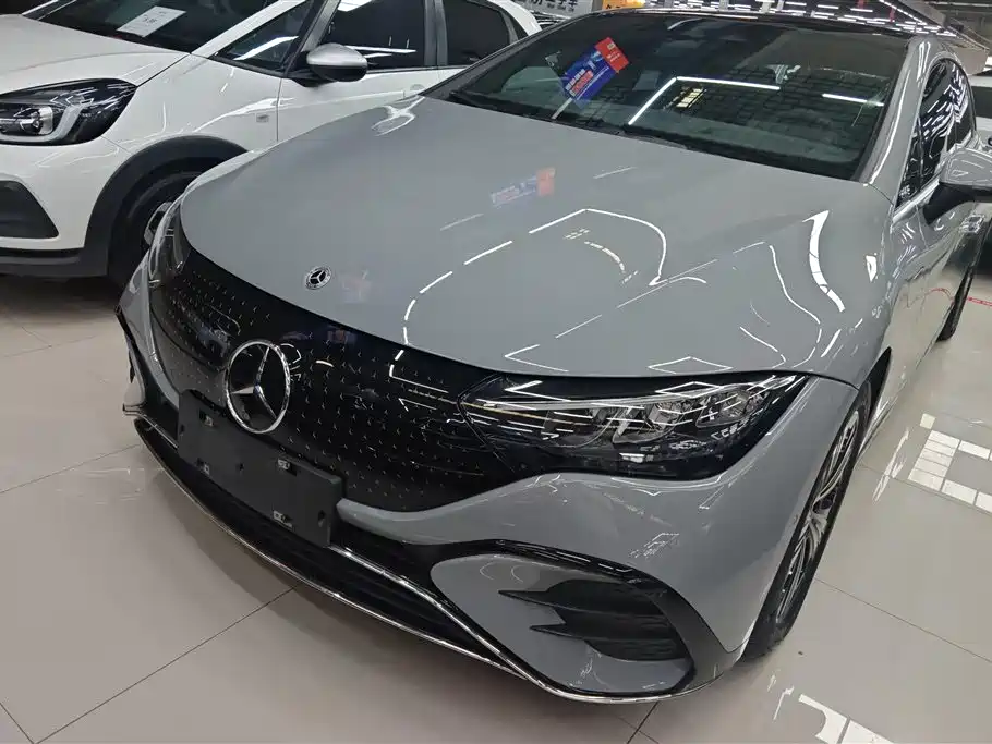 Mercedes-Benz EQE 2023