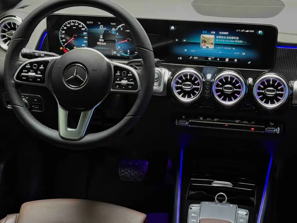 Mercedes-Benz GLB — миниатюра 14